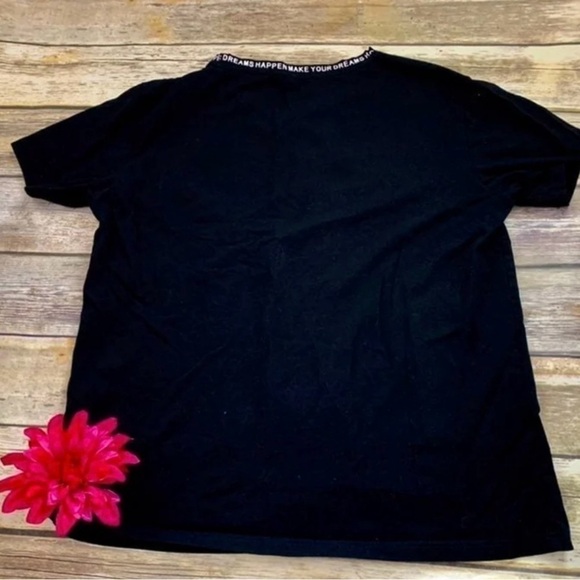 “MAKE YOUR DREAMS HAPPEN”’TEE - Picture 4 of 4